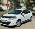 Белый Рено Меган, объемом двигателя 1.46 л и пробегом 274 тыс. км за 5700 $, фото 1 на Automoto.ua
