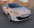 Белый Рено Меган, объемом двигателя 1.5 л и пробегом 261 тыс. км за 7500 $, фото 1 на Automoto.ua
