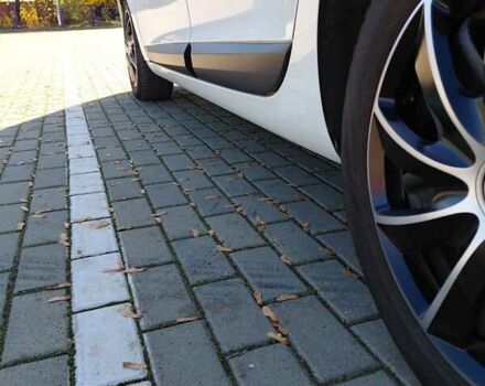 Белый Рено Меган, объемом двигателя 1.6 л и пробегом 234 тыс. км за 6700 $, фото 13 на Automoto.ua