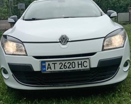 Белый Рено Меган, объемом двигателя 1.5 л и пробегом 272 тыс. км за 7950 $, фото 4 на Automoto.ua