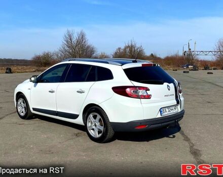 Белый Рено Меган, объемом двигателя 1.4 л и пробегом 217 тыс. км за 7000 $, фото 1 на Automoto.ua