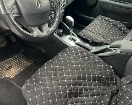 Білий Рено Меган, об'ємом двигуна 1.46 л та пробігом 300 тис. км за 6700 $, фото 9 на Automoto.ua