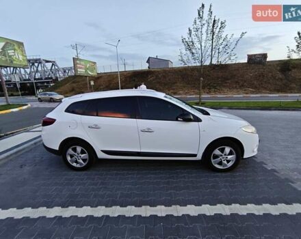 Белый Рено Меган, объемом двигателя 1.46 л и пробегом 360 тыс. км за 7000 $, фото 10 на Automoto.ua