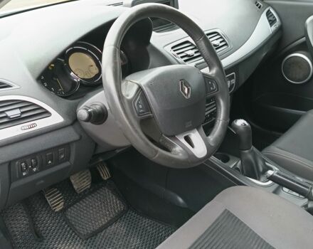 Білий Рено Меган, об'ємом двигуна 1.5 л та пробігом 230 тис. км за 6000 $, фото 8 на Automoto.ua