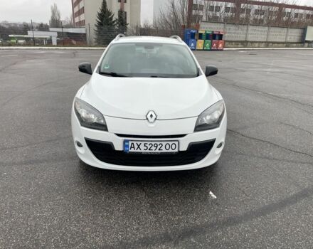 Белый Рено Меган, объемом двигателя 1.5 л и пробегом 263 тыс. км за 8200 $, фото 11 на Automoto.ua