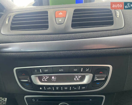 Белый Рено Меган, объемом двигателя 1.5 л и пробегом 150 тыс. км за 8500 $, фото 32 на Automoto.ua