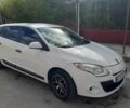 Белый Рено Меган, объемом двигателя 1.5 л и пробегом 300 тыс. км за 5999 $, фото 7 на Automoto.ua