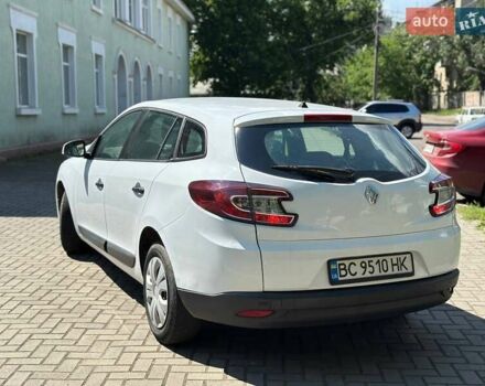 Белый Рено Меган, объемом двигателя 1.46 л и пробегом 274 тыс. км за 5700 $, фото 3 на Automoto.ua