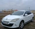 Рено Меган 2011 у Ильинцах на Automoto.ua Білий Рено Меган, об'ємом двигуна 1.5 л та пробігом 230 тис. км за 6000 $, фото 3 на Automoto.ua