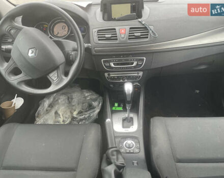 Белый Рено Меган, объемом двигателя 1.5 л и пробегом 173 тыс. км за 8400 $, фото 9 на Automoto.ua