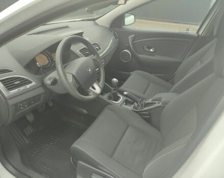 Белый Рено Меган, объемом двигателя 1.4 л и пробегом 266 тыс. км за 6399 $, фото 6 на Automoto.ua