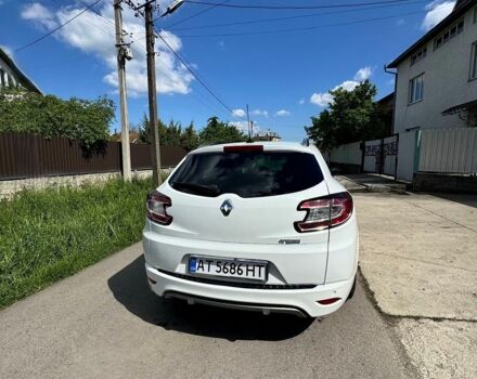 Белый Рено Меган, объемом двигателя 1.9 л и пробегом 241 тыс. км за 8300 $, фото 4 на Automoto.ua