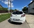 Белый Рено Меган, объемом двигателя 1.9 л и пробегом 241 тыс. км за 8300 $, фото 4 на Automoto.ua