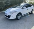 Білий Рено Меган, об'ємом двигуна 1.46 л та пробігом 200 тис. км за 7800 $, фото 2 на Automoto.ua