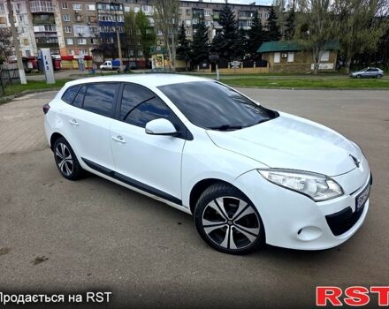 Белый Рено Меган, объемом двигателя 1.5 л и пробегом 235 тыс. км за 7200 $, фото 5 на Automoto.ua