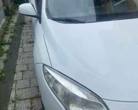 Белый Рено Меган, объемом двигателя 1.5 л и пробегом 340 тыс. км за 5500 $, фото 13 на Automoto.ua