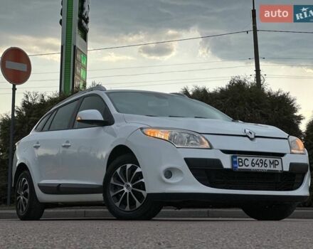 Белый Рено Меган, объемом двигателя 1.46 л и пробегом 302 тыс. км за 5950 $, фото 4 на Automoto.ua