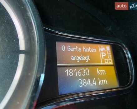 Белый Рено Меган, объемом двигателя 1.46 л и пробегом 181 тыс. км за 6800 $, фото 12 на Automoto.ua