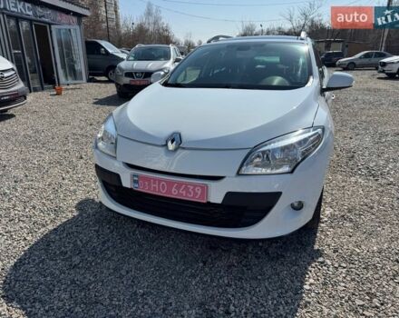 Белый Рено Меган, объемом двигателя 1.5 л и пробегом 221 тыс. км за 7600 $, фото 4 на Automoto.ua