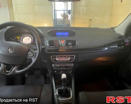 Белый Рено Меган, объемом двигателя 1.5 л и пробегом 34300 тыс. км за 6500 $, фото 5 на Automoto.ua