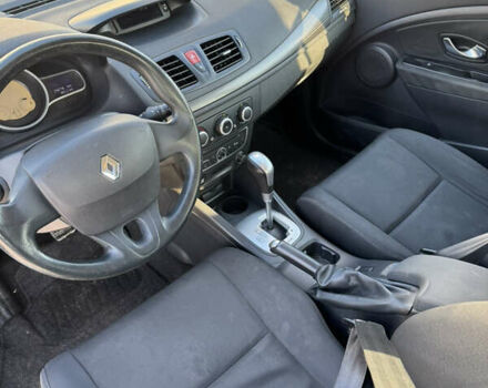 Белый Рено Меган, объемом двигателя 1.46 л и пробегом 296 тыс. км за 5999 $, фото 9 на Automoto.ua