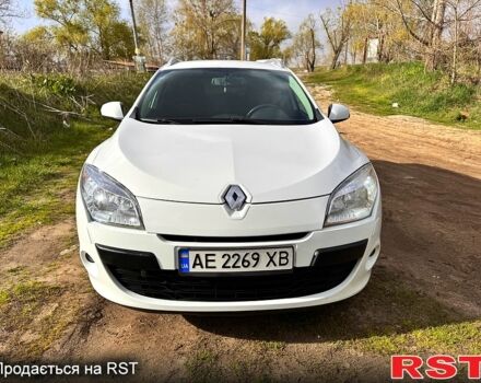 Білий Рено Меган, об'ємом двигуна 1.5 л та пробігом 262 тис. км за 6600 $, фото 10 на Automoto.ua