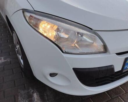 Белый Рено Меган, объемом двигателя 1.46 л и пробегом 253 тыс. км за 7500 $, фото 8 на Automoto.ua