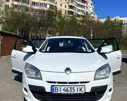 Білий Рено Меган, об'ємом двигуна 1.5 л та пробігом 227 тис. км за 7500 $, фото 10 на Automoto.ua