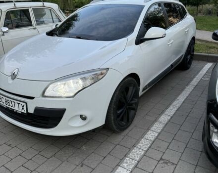 Білий Рено Меган, об'ємом двигуна 1.5 л та пробігом 277 тис. км за 7800 $, фото 1 на Automoto.ua