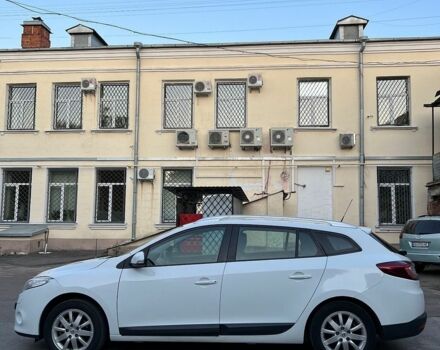 Білий Рено Меган, об'ємом двигуна 1.6 л та пробігом 230 тис. км за 7400 $, фото 1 на Automoto.ua