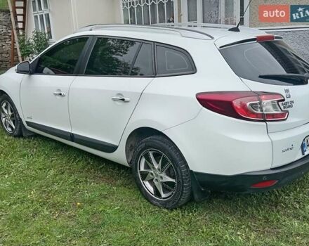 Белый Рено Меган, объемом двигателя 1.5 л и пробегом 272 тыс. км за 7950 $, фото 3 на Automoto.ua