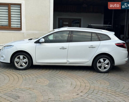 Белый Рено Меган, объемом двигателя 1.6 л и пробегом 238 тыс. км за 6450 $, фото 7 на Automoto.ua