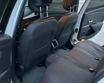 Белый Рено Меган, объемом двигателя 1.46 л и пробегом 198 тыс. км за 7900 $, фото 8 на Automoto.ua