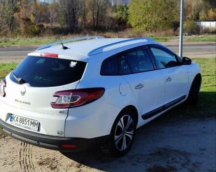 Рено Меган 2011 в Киеве на Automoto.ua Белый Рено Меган, объемом двигателя 1.87 л и пробегом 244 тыс. км за 6300 $, фото 1 на Automoto.ua