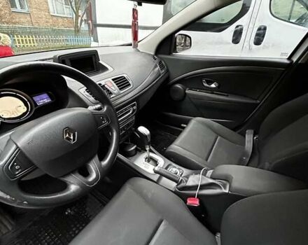 Белый Рено Меган, объемом двигателя 1.46 л и пробегом 255 тыс. км за 7500 $, фото 20 на Automoto.ua