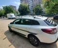 Белый Рено Меган, объемом двигателя 1.46 л и пробегом 300 тыс. км за 6800 $, фото 1 на Automoto.ua