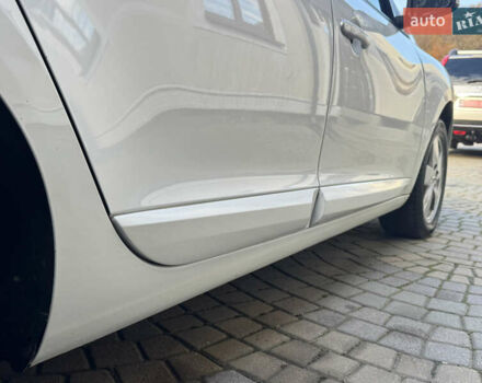 Белый Рено Меган, объемом двигателя 1.6 л и пробегом 238 тыс. км за 6450 $, фото 55 на Automoto.ua