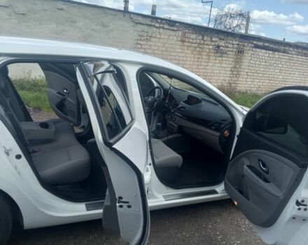 Белый Рено Меган, объемом двигателя 1.5 л и пробегом 210 тыс. км за 7700 $, фото 9 на Automoto.ua