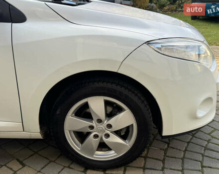 Белый Рено Меган, объемом двигателя 1.6 л и пробегом 238 тыс. км за 6450 $, фото 32 на Automoto.ua