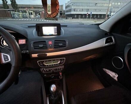 Белый Рено Меган, объемом двигателя 1.46 л и пробегом 198 тыс. км за 7900 $, фото 6 на Automoto.ua