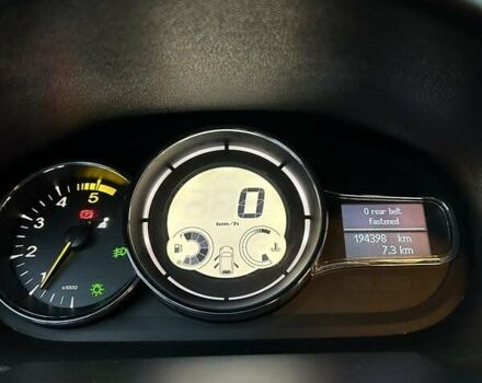 Белый Рено Меган, объемом двигателя 1.46 л и пробегом 198 тыс. км за 7900 $, фото 4 на Automoto.ua