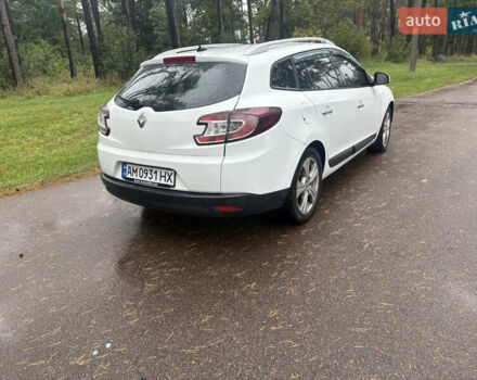 Белый Рено Меган, объемом двигателя 1.46 л и пробегом 310 тыс. км за 5500 $, фото 4 на Automoto.ua