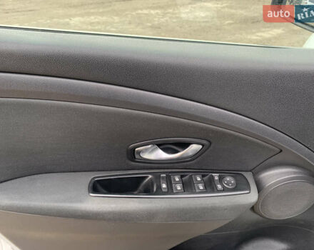 Белый Рено Меган, объемом двигателя 1.5 л и пробегом 221 тыс. км за 7200 $, фото 20 на Automoto.ua