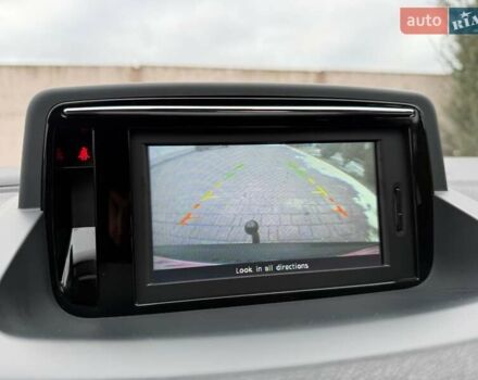 Білий Рено Меган, об'ємом двигуна 1.5 л та пробігом 228 тис. км за 8999 $, фото 108 на Automoto.ua