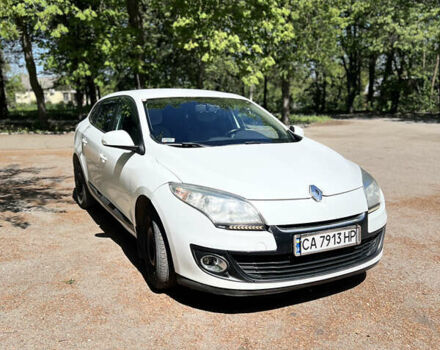 Білий Рено Меган, об'ємом двигуна 1.46 л та пробігом 297 тис. км за 7200 $, фото 4 на Automoto.ua
