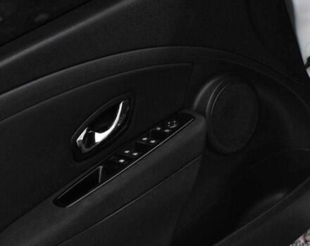 Белый Рено Меган, объемом двигателя 1.5 л и пробегом 231 тыс. км за 6950 $, фото 10 на Automoto.ua