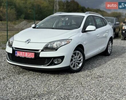 Белый Рено Меган, объемом двигателя 1.5 л и пробегом 190 тыс. км за 8900 $, фото 2 на Automoto.ua