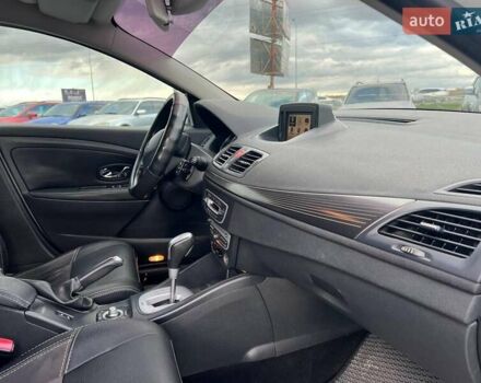 Белый Рено Меган, объемом двигателя 1.5 л и пробегом 240 тыс. км за 8190 $, фото 39 на Automoto.ua