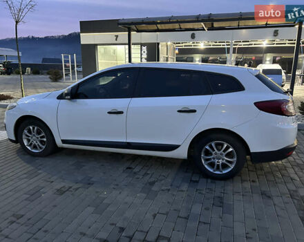 Білий Рено Меган, об'ємом двигуна 1.46 л та пробігом 304 тис. км за 6499 $, фото 4 на Automoto.ua