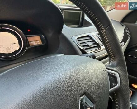 Белый Рено Меган, объемом двигателя 1.5 л и пробегом 225 тыс. км за 7699 $, фото 151 на Automoto.ua